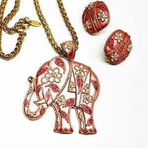 Vintage Pink Elephant Necklace & Clip Earring Set
